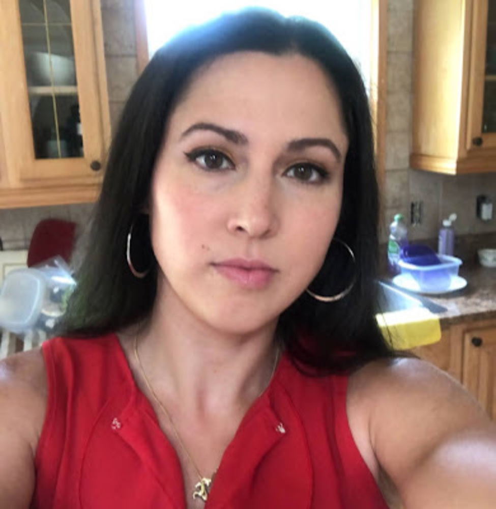 Meet your Posher, Maria